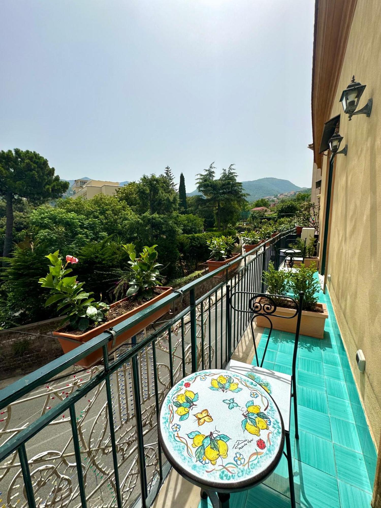 Bed and Breakfast Vesuvio View Vico Equense Zewnętrze zdjęcie